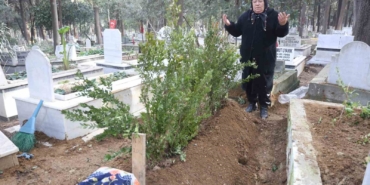depremden-bu-yana-kayip-olan-kiz-kardesinin-mezarini-kimsesizler-mezarliginda-buldu-Id8pOihG.jpg