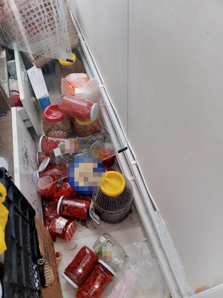 depreme uyanan kadin dua ederek sarsintinin gecmesini bekledi 1 cHbjfV2R
