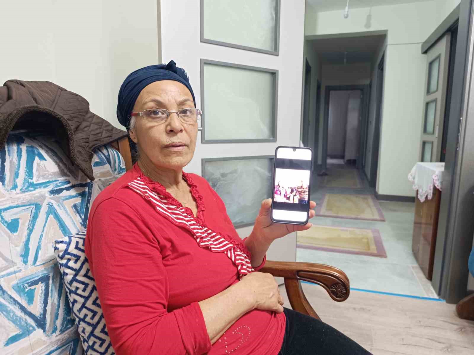 depremin aci gunlerini hatirlamak istemeyen kadindan cumhurbaskani erdogana tesekkur 4 gMHL8zIO