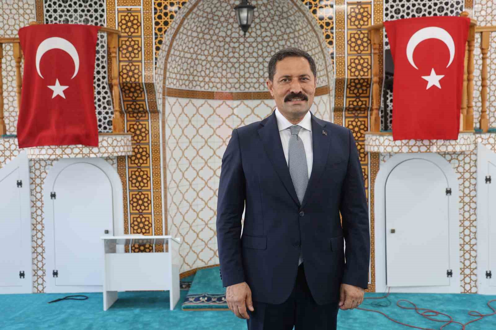 Depremin ardından inşa edilen 130’uncu cami dualarla ibadete açıldı 5 depremin ardindan insa edilen 130uncu cami dualarla ibadete acildi 1 PAHlFHza
