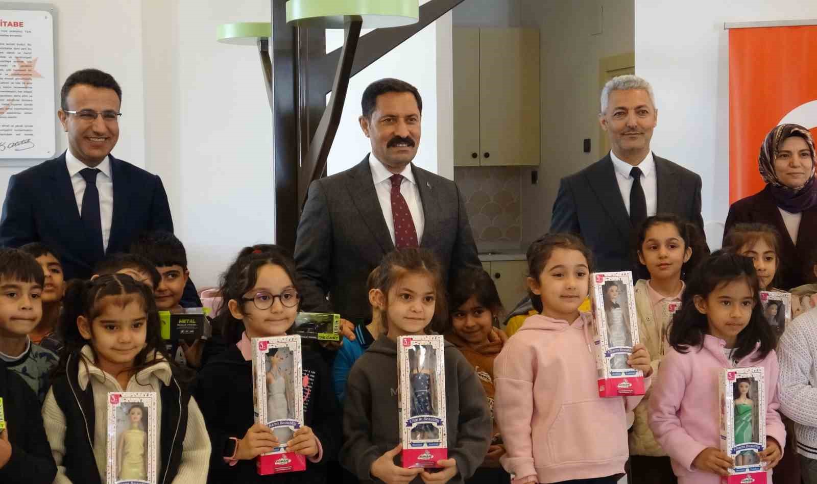 depremin yaralarinin sarildigi hatayda kutuphane sayisi artti 2 VCy4r3pu