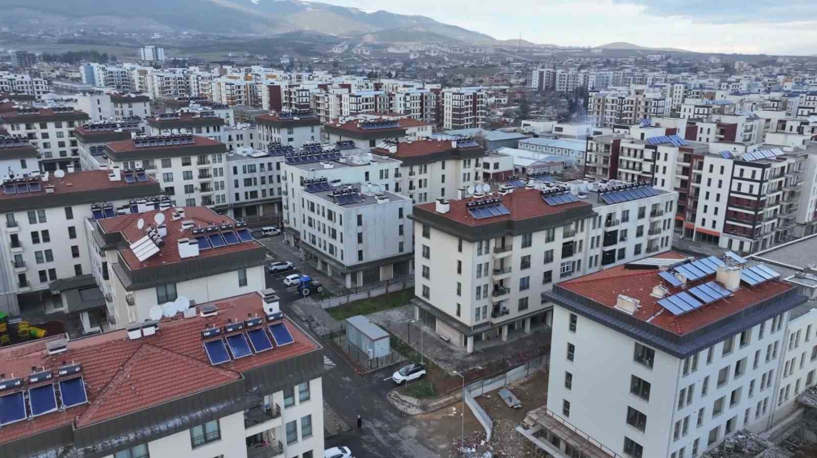 depremin yiktigi nurdagi kullerinden dogdu 3 1YzYHsNe