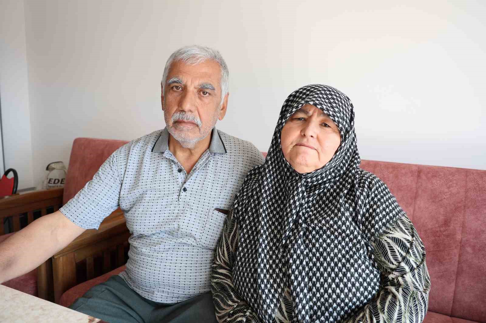 depremzede ciftin yeni evlerinde ilk bayram heyecani 3 5yZ93hdV