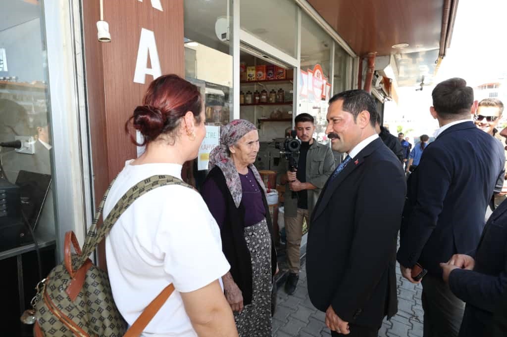depremzede esnaftan is yerini ucuncu kez ziyaret eden valiye davet 3 PvWynrJ4