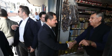 depremzede-esnaftan-is-yerini-ucuncu-kez-ziyaret-eden-valiye-davet-DEcF6yuk.jpg