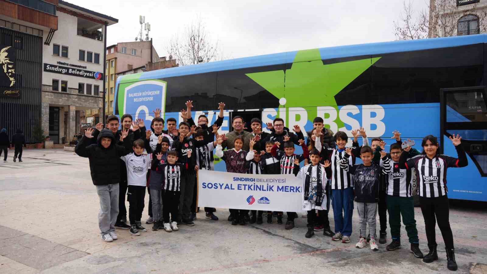 depremzede gencler super lig macinda moral buldu 7