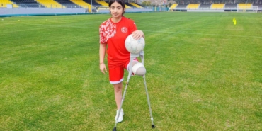 depremzede-tugba-protez-bacagiyla-yesil-sahalara-cikti-Zn1XxKMG.jpg