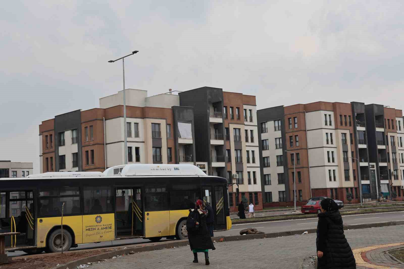 depremzedenin evine misafir olan vatandas yurt disinda bu kadar konutun bu kadar kisa surede ahtea32W