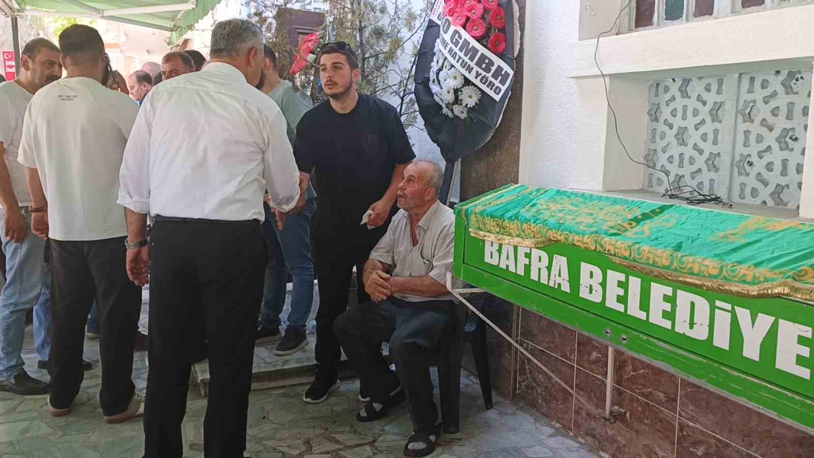 derbent barajinda olu bulunan 2 cocuk annesi kadin son yolculuguna ugurlandi 1 UZKXNKnq
