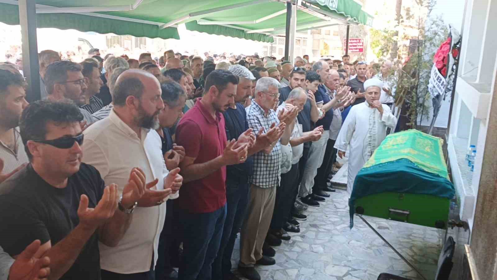 derbent barajinda olu bulunan 2 cocuk annesi kadin son yolculuguna ugurlandi 2 hDN2wLX7