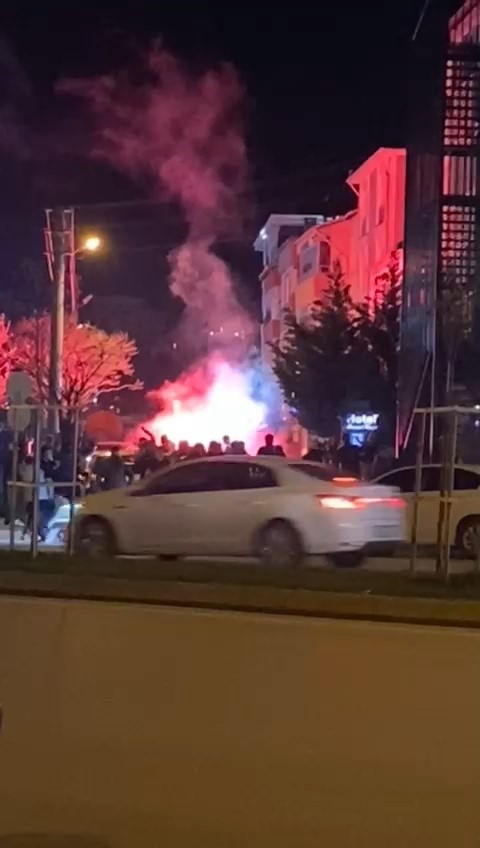 derbi sonrasi edirnede taraftar kavgasi 2 B8dKORry