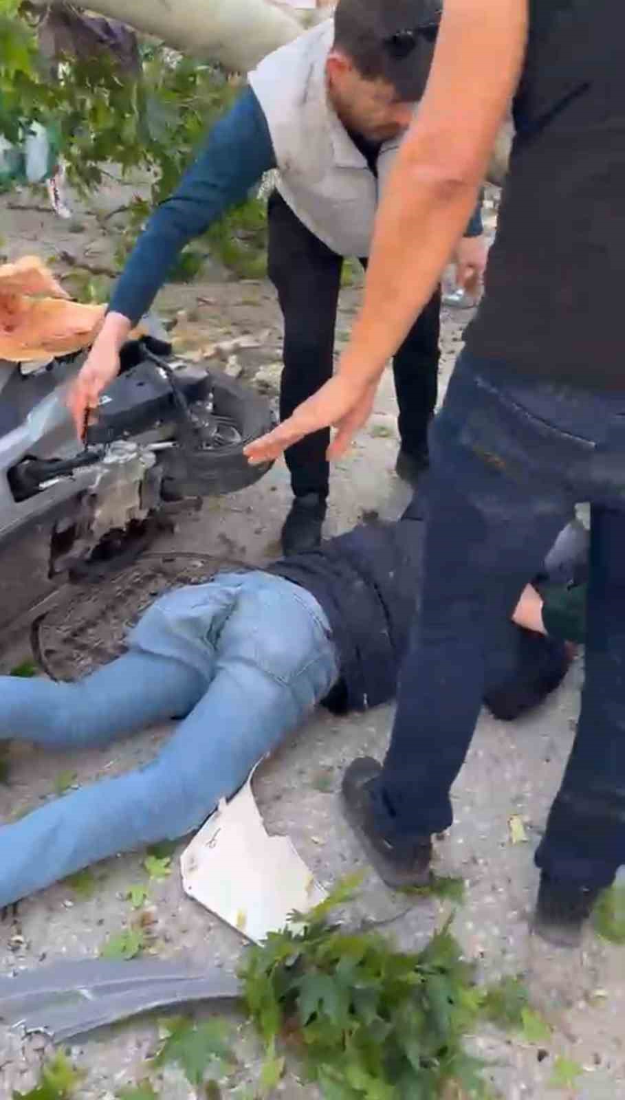 dere yataginda su yukseldi kopru coktu 3 M9VP9JJW