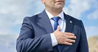 derecik-belediye-baskani-hasan-dincin-baskanligi-dustu-EizsCPJs.jpg