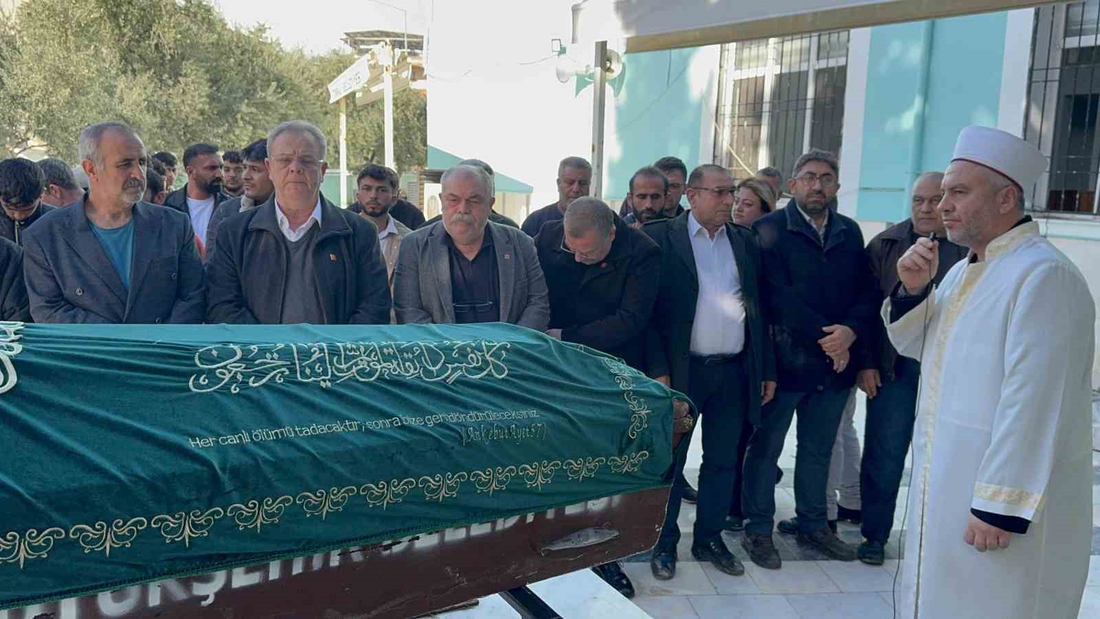 derede bogulan kucuk berivan son yolculuguna ugurlandi 2 eE3ycU3h