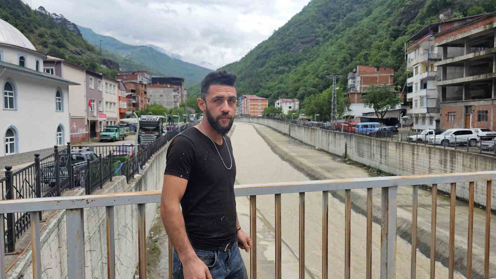 dereye dusen cocugu kurtaran vatandaslar yasanan can pazarini anlattilar hic tereddut etmedik 1 pP4vwwe5