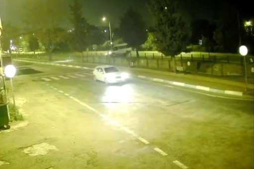 dereye ucan minibusun surucusu yaralandi 0 k5GfRymg