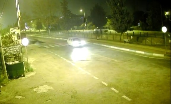 dereye ucan minibusun surucusu yaralandi 1