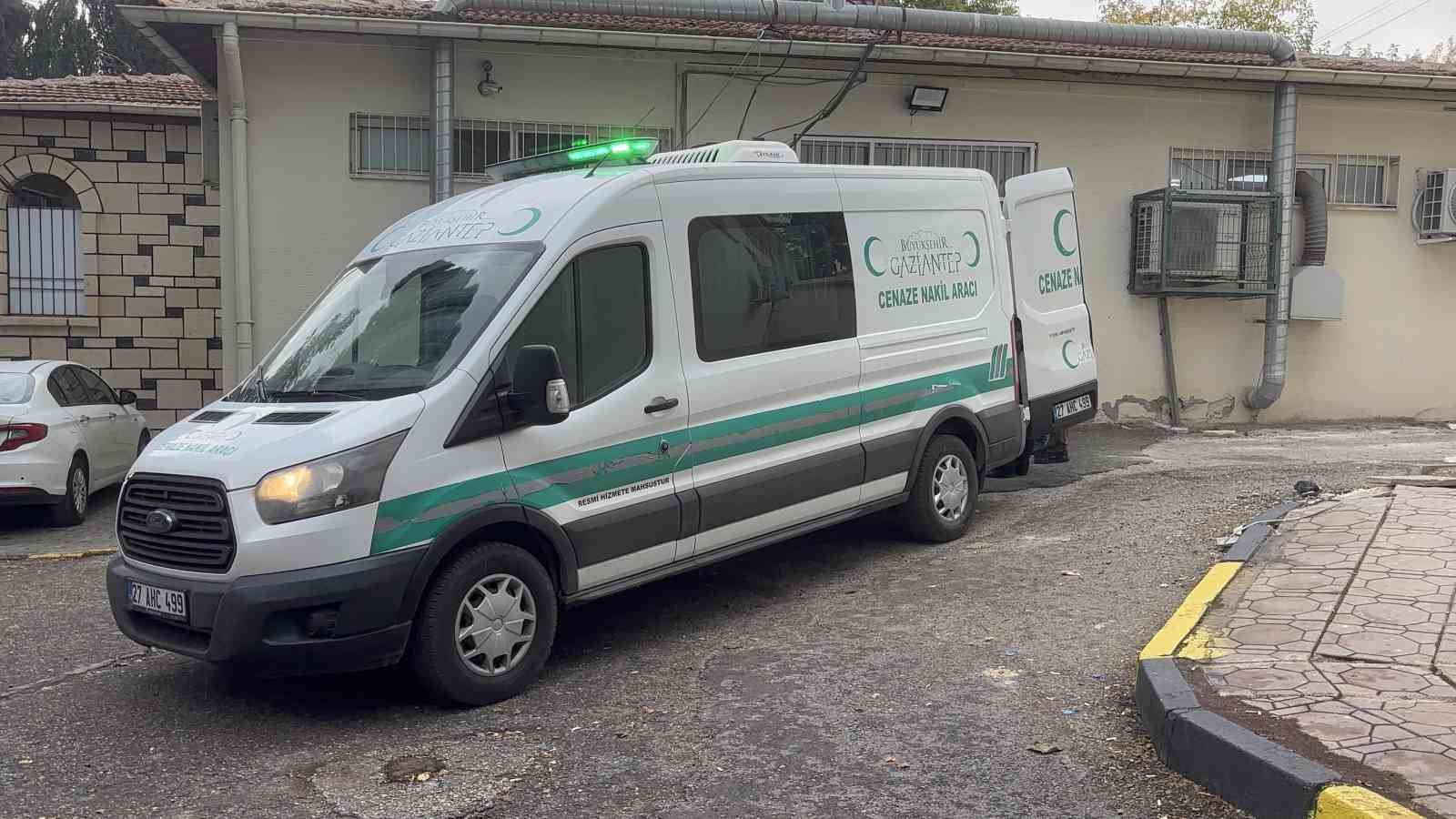 ders cikisi kalp krizi geciren ogretmen kurtarilamadi 2 ivi8zUh6