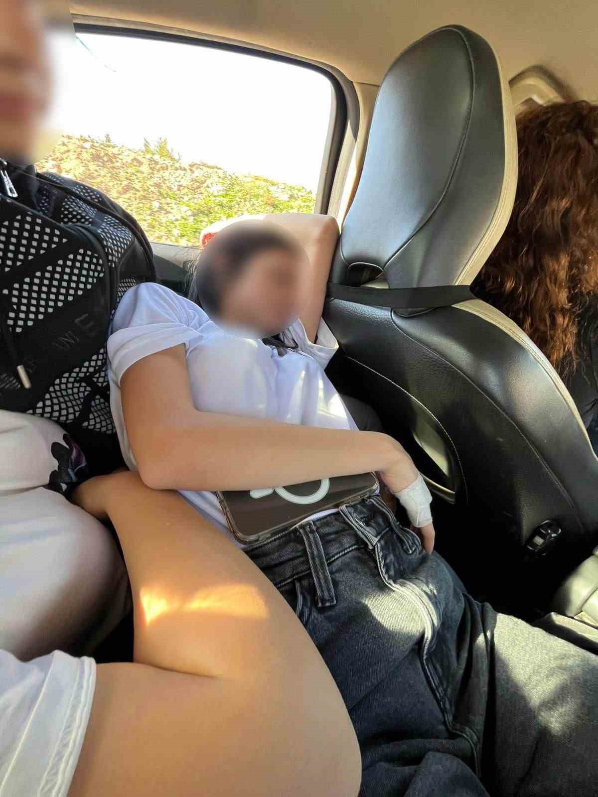 ders saatinde ogrencileri evine goturen ogretmene adli kontrol 5 8ZCcvwjA