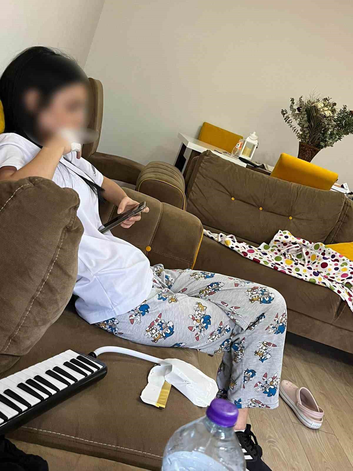 ders saatinde ogrencileri evine goturup temizlik yaptiran ogretmene sorusturma 3 gMeJj5J9