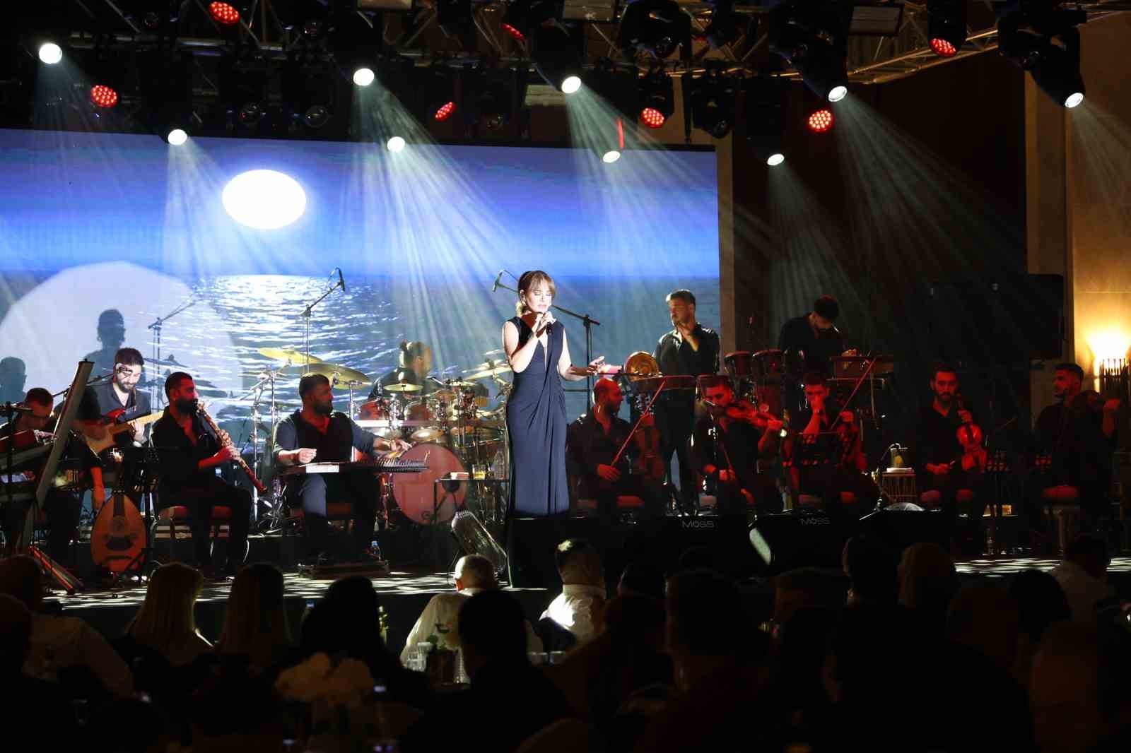 derya bedavaci kapadokyada sahne aldi 3 TsnDNbFW
