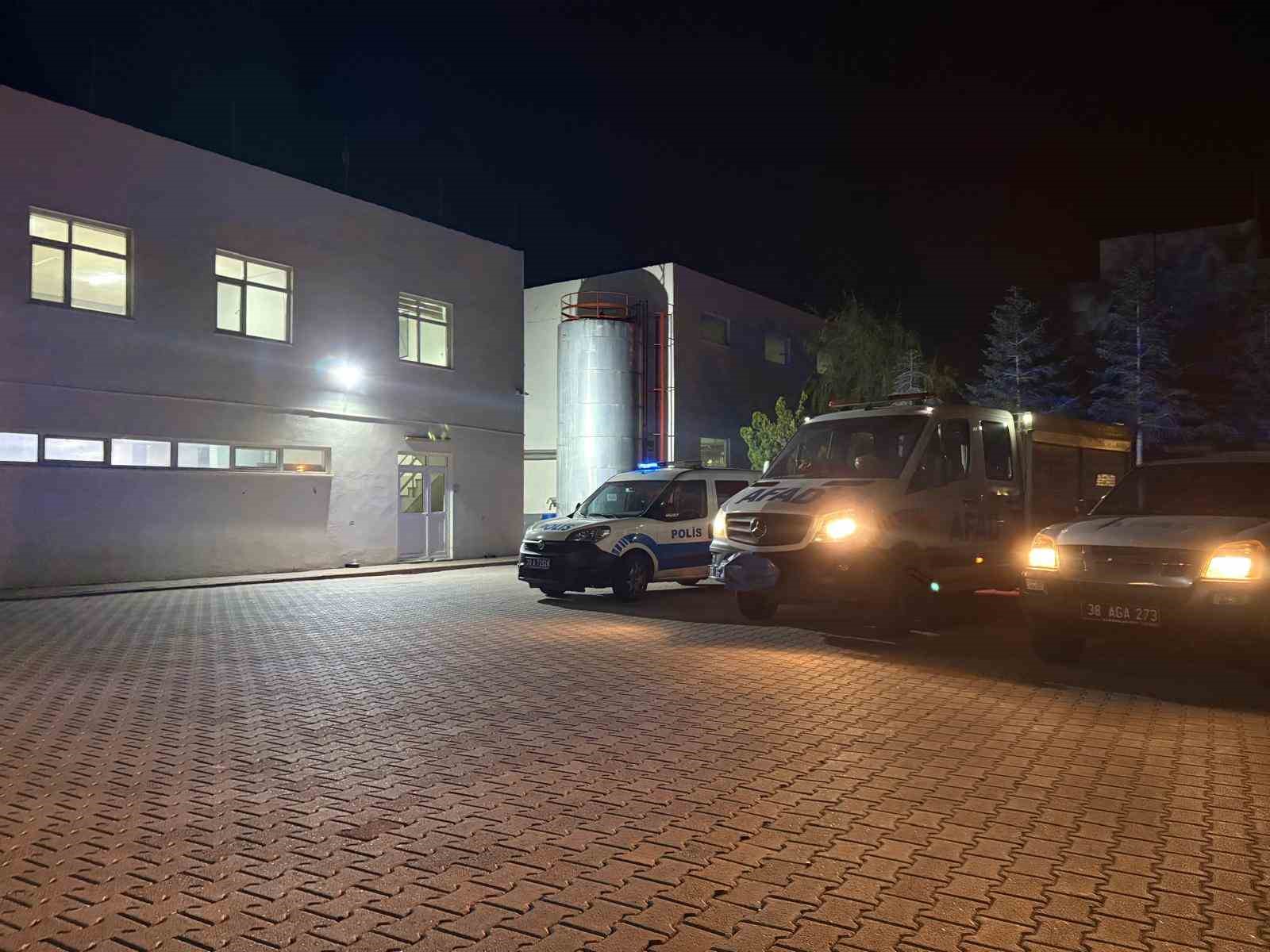 deterjan fabrikasinda kimyasal sizinti alarmi 2 8TJe4lGT