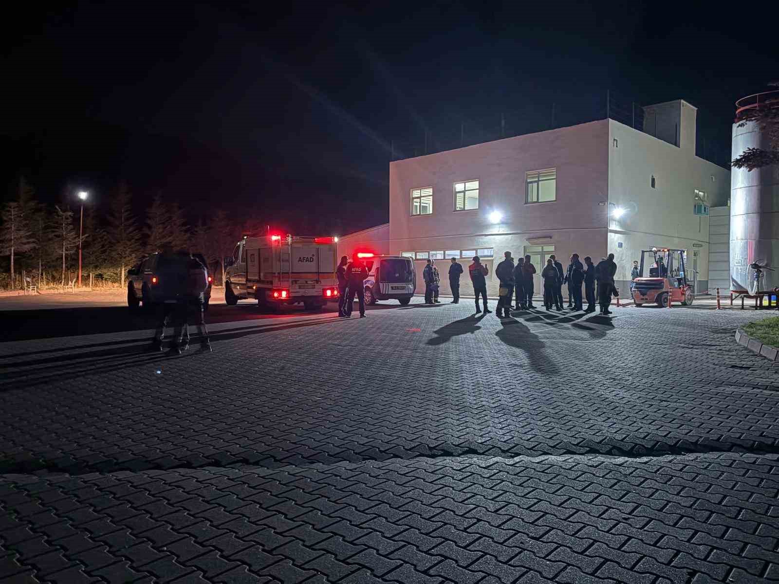 deterjan fabrikasinda kimyasal sizinti alarmi 4