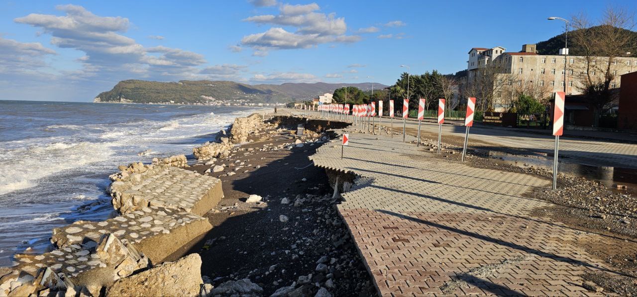 dev dalgalar cide bartin yoluna zarar verdi 3 iKYeNaEY