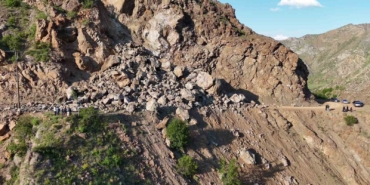 dev-kayalar-yine-yolu-kapatti-kHRE5RPh.jpg