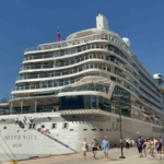 dev-kruvaziyerler-bodruma-demir-atti-3-bin-319-turist-geldi-jLfka5Zr.jpg