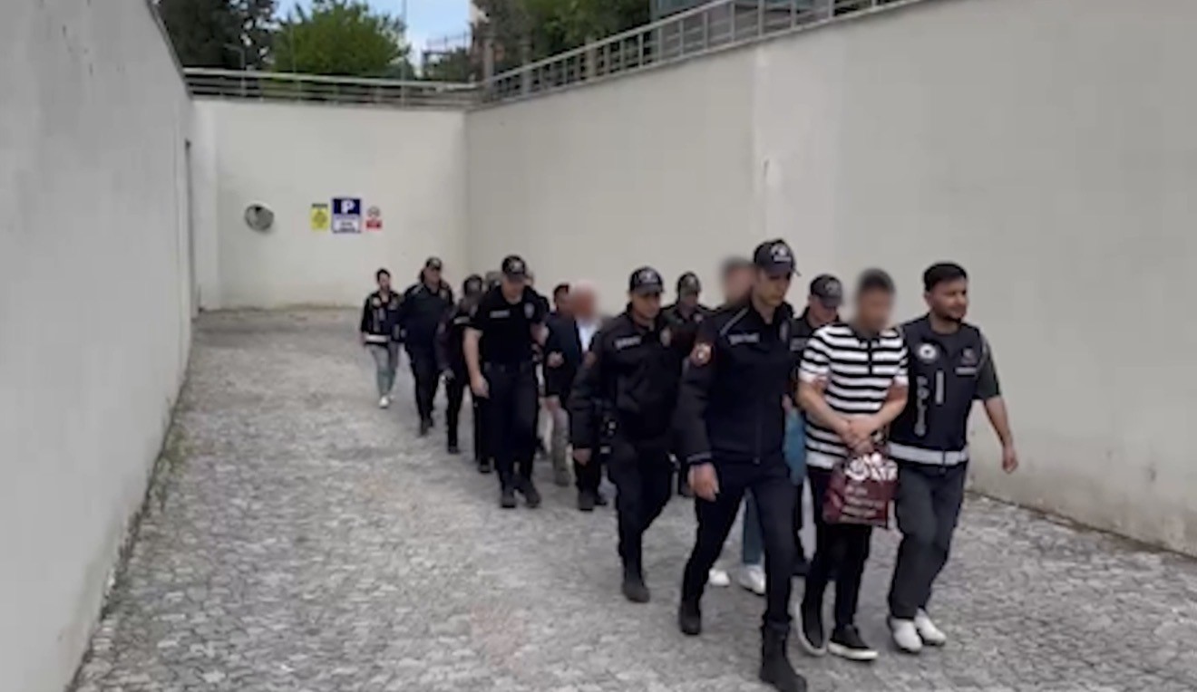 dev tefecilik operasyonu 17 milyonluk ziynet ele gecirildi 2 qQCe3Kgj