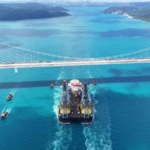 dev-vinc-gemisi-saipem-7000-istanbul-bogazindan-gecti-16NOVRkC.jpg