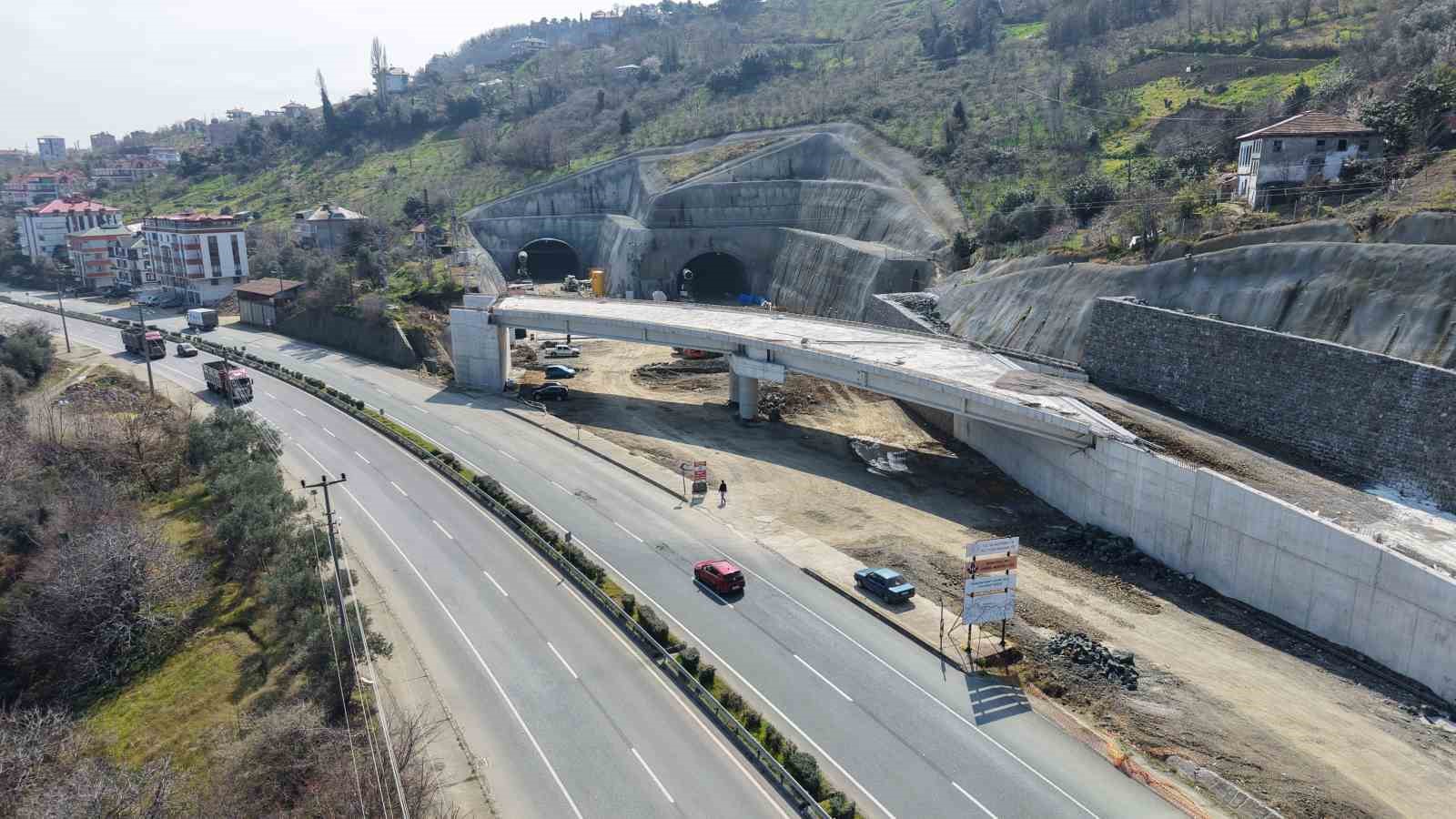 dev viyadukler yukseliyor trabzonda ulasim donusuyor 6 NbqCdSfD