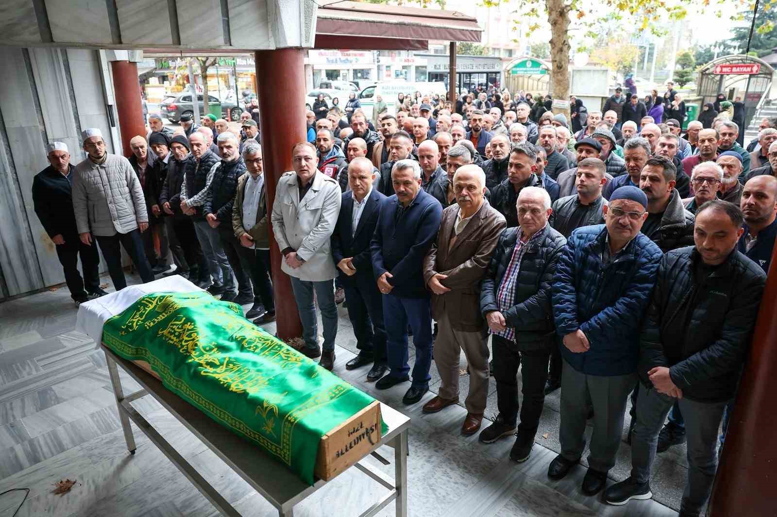 Devlet himayesinde yetişti, son yolculuğuna protokol uğurladı 7 devlet himayesinde yetisti son yolculuguna protokol ugurladi 3 1aBHGkYW