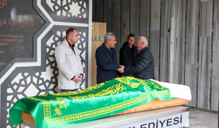devlet-himayesinde-yetisti-son-yolculuguna-protokol-ugurladi-f6PPTGsl.jpg