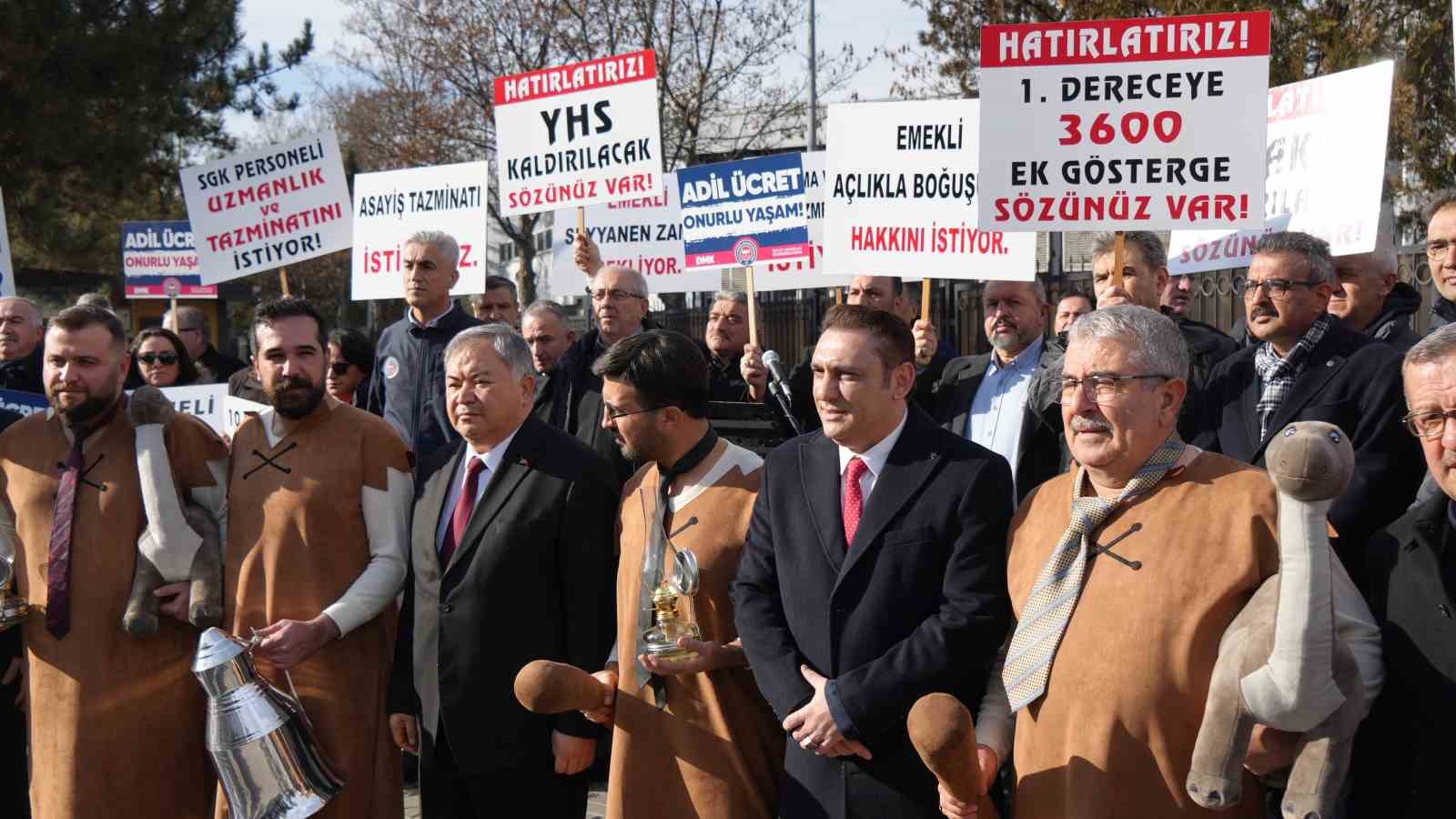 devlet memurlari konfederasyonu baskani kaya en az yuzde 30 refah payi eklenmeden yapilacak hicbir JLwrUEeS