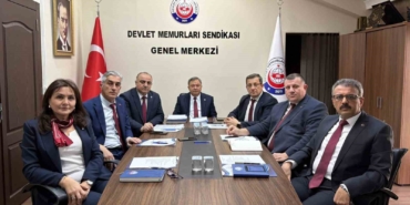 devlet-memurlari-sendikasi-baskani-cengiz-vergi-daireleri-kurulus-ve-gorev-yonetmeligi-ciddi-bir-huzursuzluga-8s99FdXb.jpg