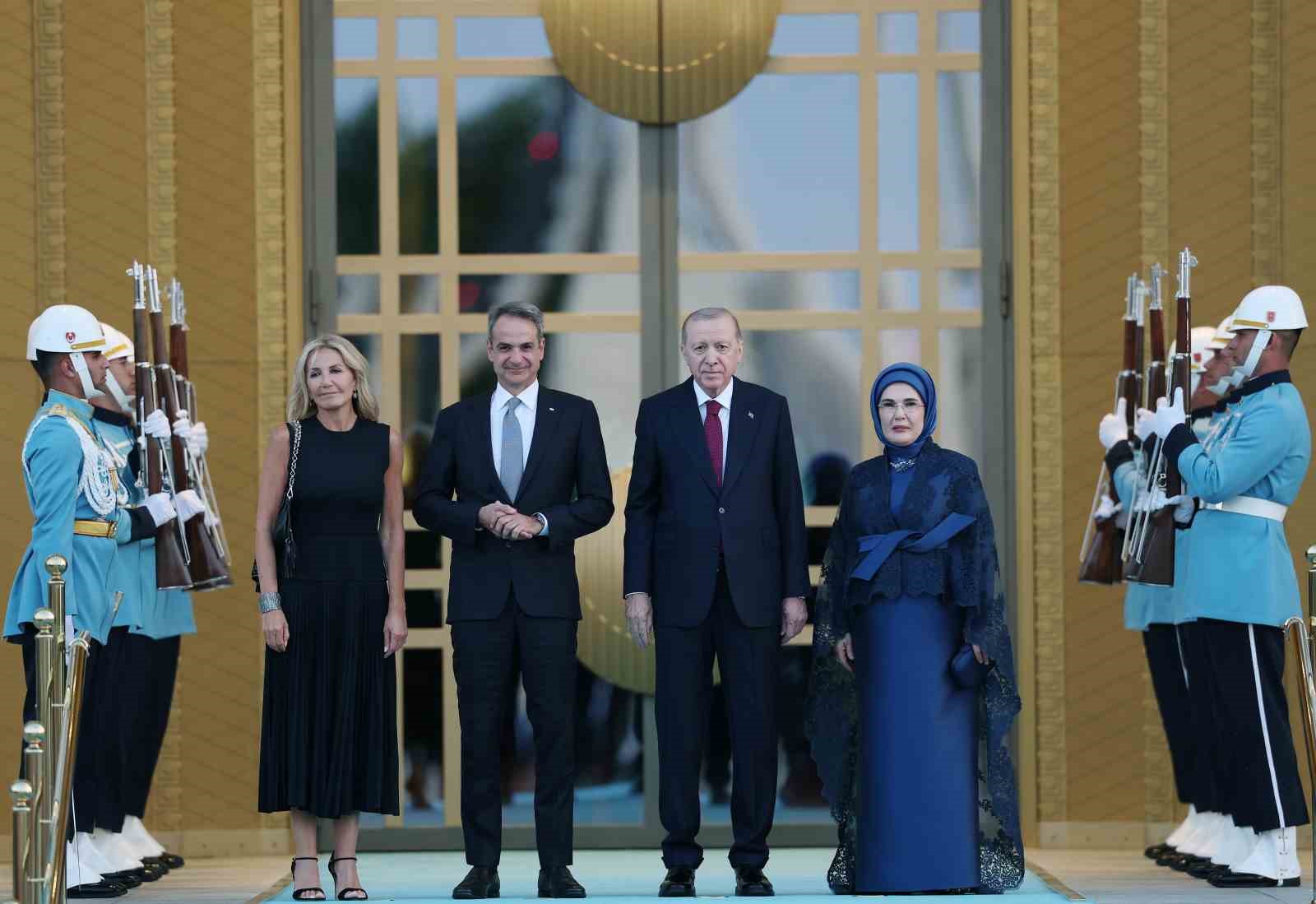 devlet ve hukumet baskanlari ile esleri onuruna cumhurbaskanligi kulliyesinde resepsiyon verildi 3 hKK3Xmue