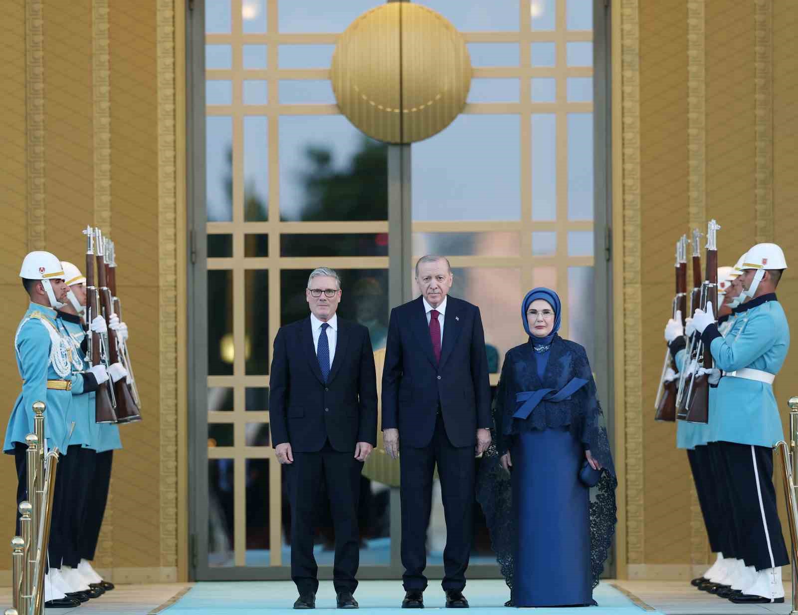 devlet ve hukumet baskanlari ile esleri onuruna cumhurbaskanligi kulliyesinde resepsiyon verildi 38 cEGlaZNu