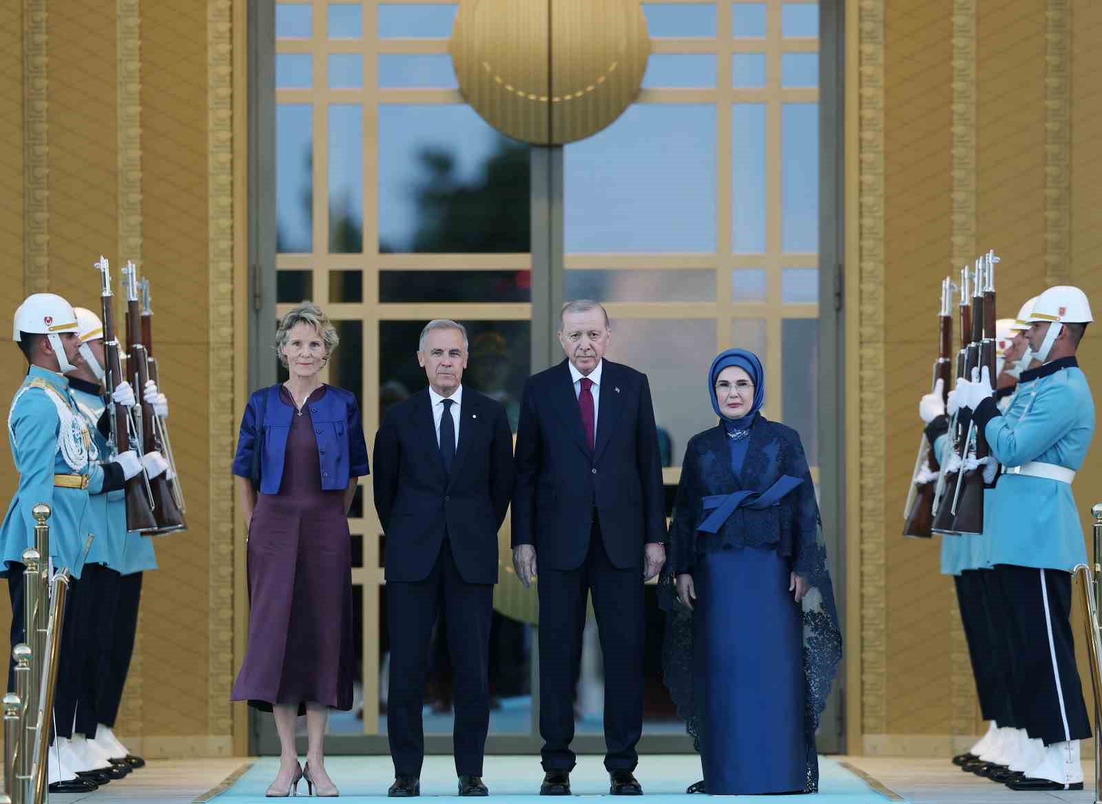 devlet ve hukumet baskanlari ile esleri onuruna cumhurbaskanligi kulliyesinde resepsiyon verildi 4 b4FPlmhO
