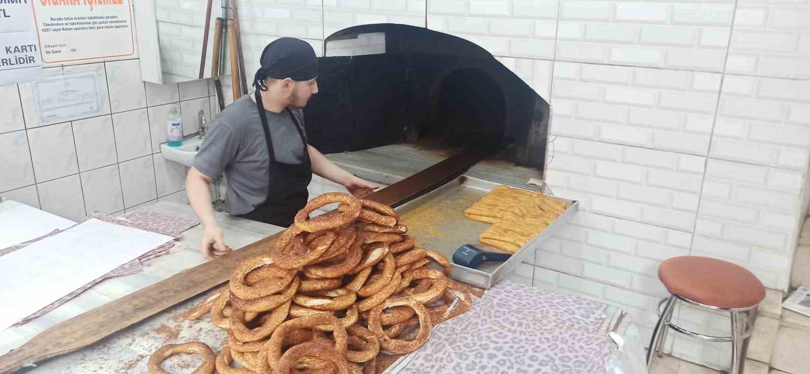 devrekin asirlik simit firininda bayram mesaisi 2 2WtYinFj