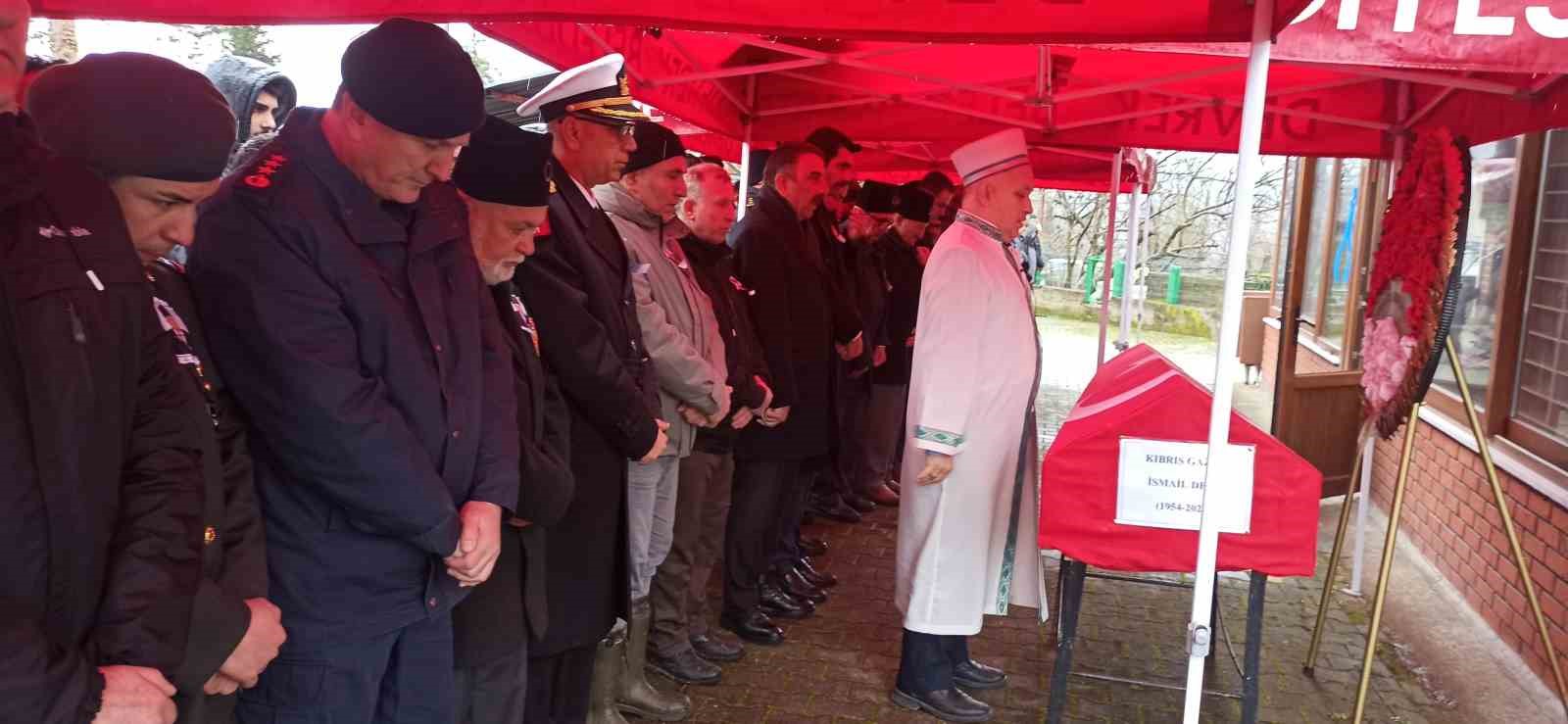 devrekli kibris gazisi son yolculuguna dualarla ugurlandi 3 D5BlU1gV