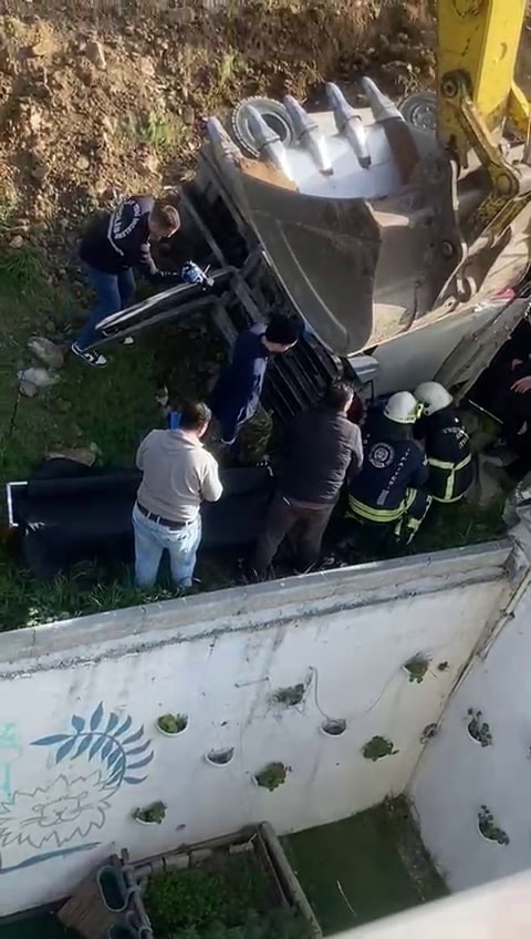 devrilen forkliftin altinda kalan belediye calisani hayatini kaybetti 3 Bt3Cqcn9