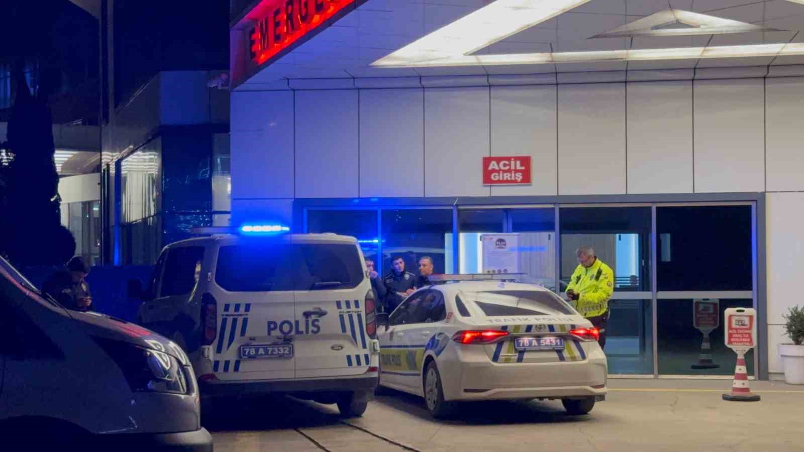 devrilen motosikletin surucusu agir yaralandi 2 zkrcyQtt