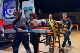 Mersin’de yoğurt ve çilek ikramlı trafik uygulaması 1 thumbnail