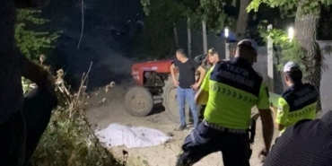 devrilen-traktorun-surucusu-hayatini-kaybetti-H5PP3GcF.jpg