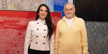devrim-erbil-gokyuzu-oyle-maviydi-ki-izleyiciyle-bulusuyor-hQJtRTOw.jpg
