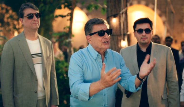 dicle-elektrikin-yeni-reklam-filminde-teknik-direktor-yilmaz-vural-basrolde-CQWfWBcN.jpg