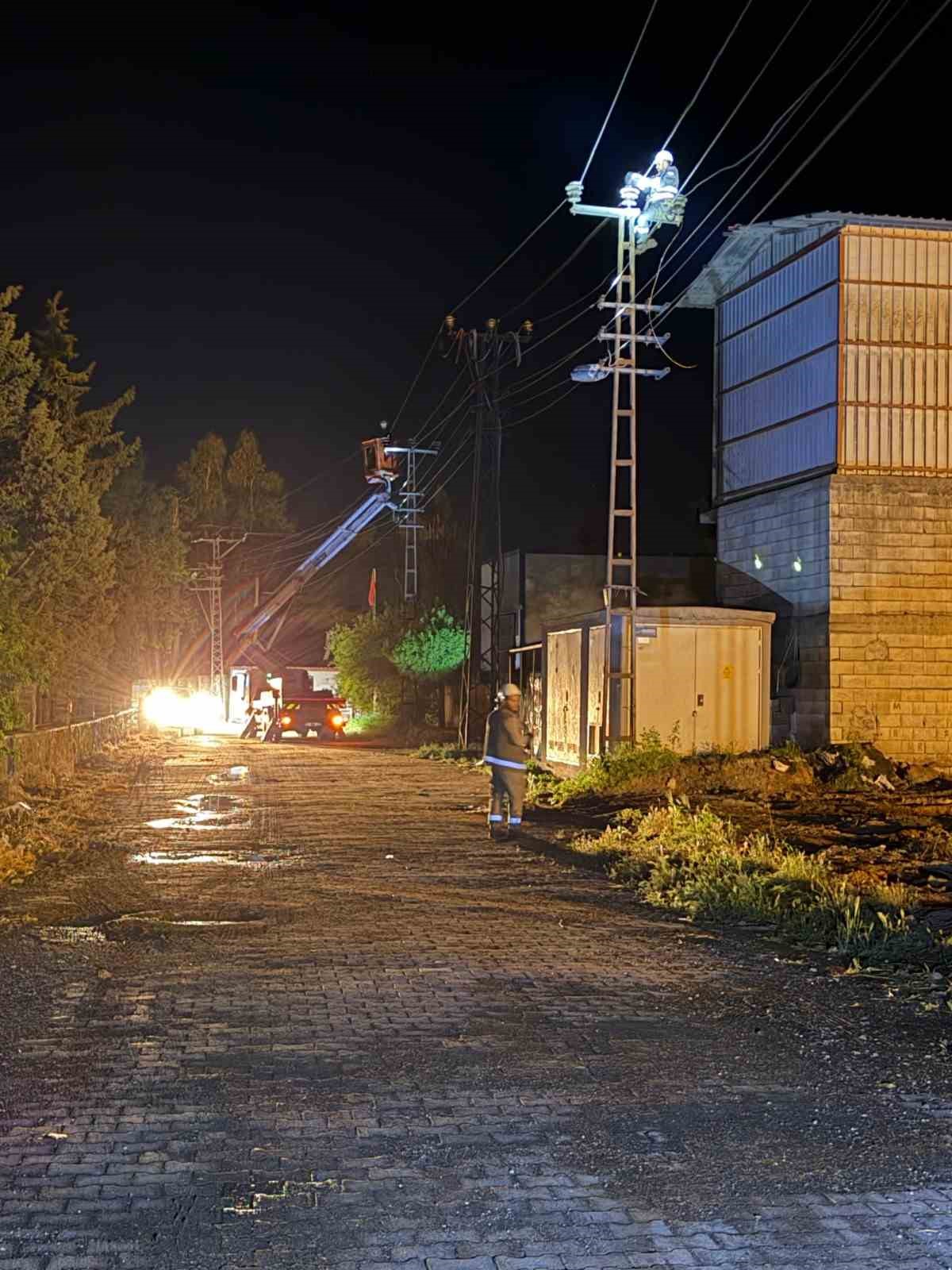 dicle elektrikten firtina mesaisi 2 iDvXnjKn