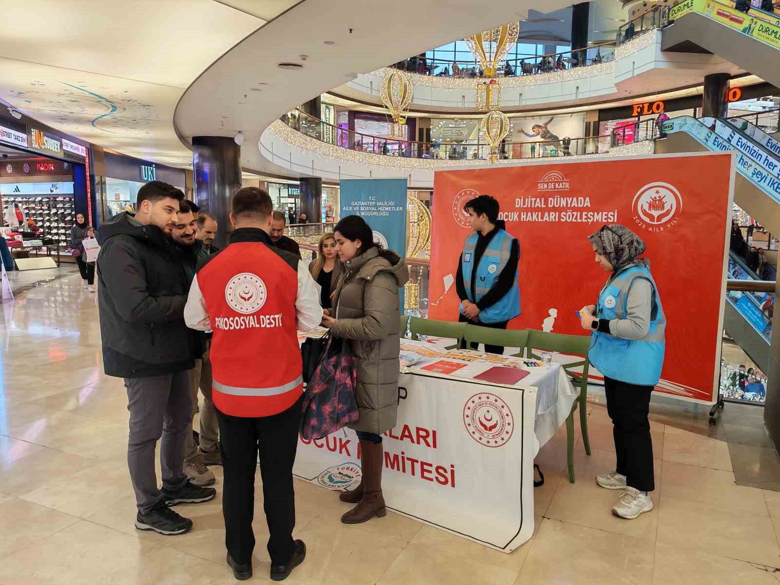 dijital dunyada cocuk haklari sozlesmesine yonelik 81 ilde farkindalik calismalari yurutuluyor 2 ktVRm8Rj